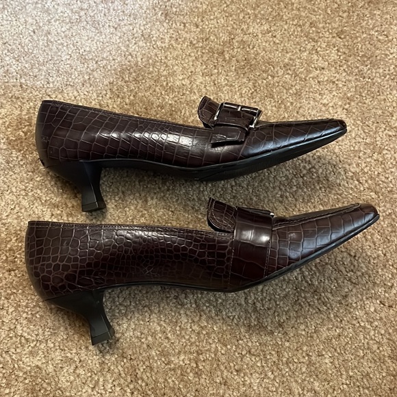 Michelle D Size 7.5 Women’s Shoes. - Picture 3 of 4